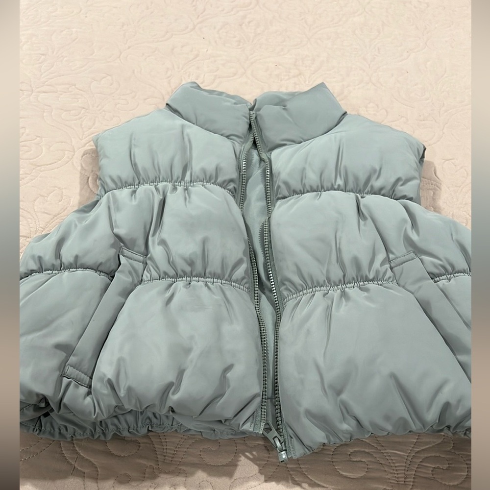 Women's Puffer Jacket in Light Green